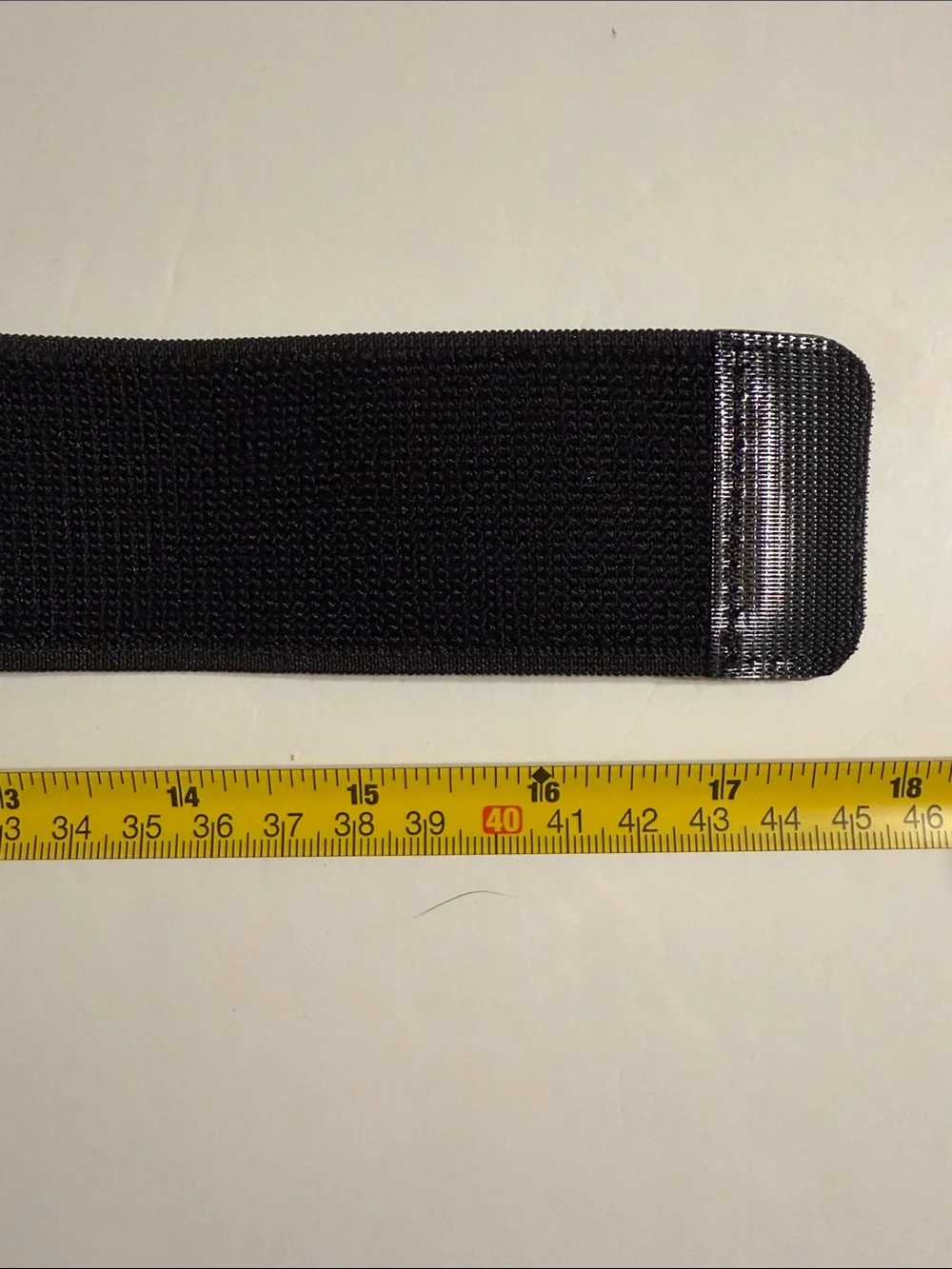 TRIBE Water Resistant Cell Phone Armband for Running and Workouts NWOT